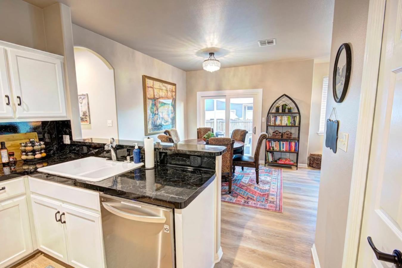 The Lodge At Little Ranches Central Sleeps 26 Wimberley Buitenkant foto
