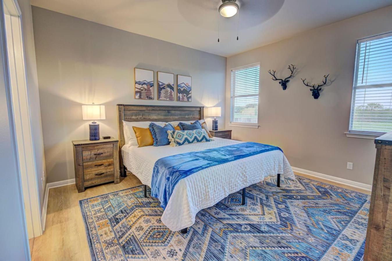 The Lodge At Little Ranches Central Sleeps 26 Wimberley Buitenkant foto