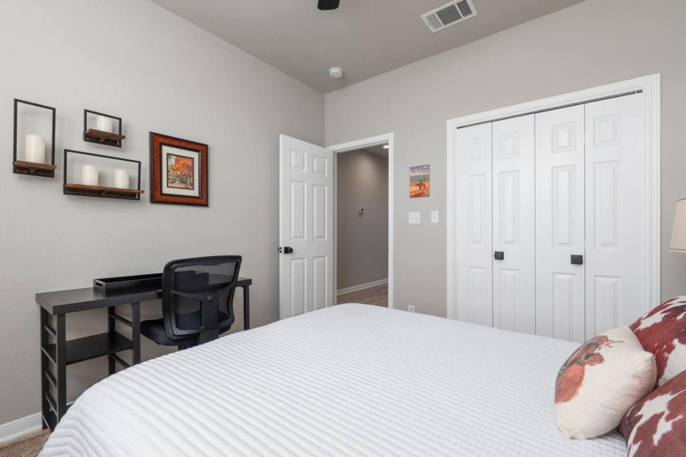 The Lodge At Little Ranches Central Sleeps 26 Wimberley Buitenkant foto