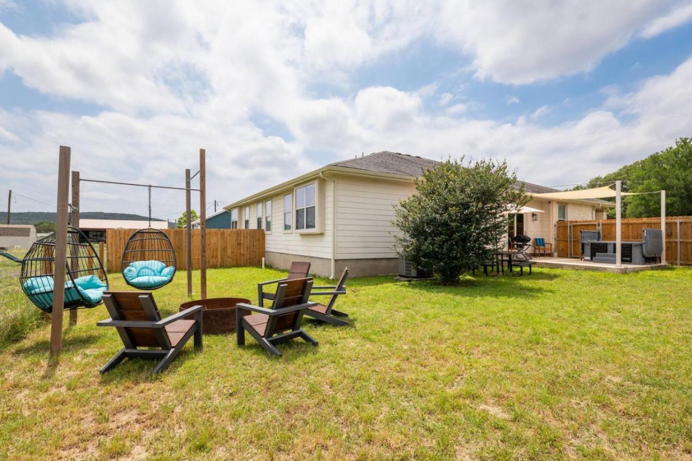 The Lodge At Little Ranches Central Sleeps 26 Wimberley Buitenkant foto